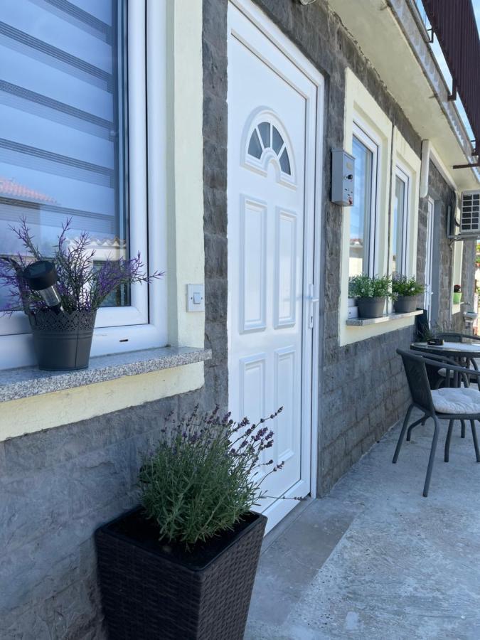 Apartma Lavanda Копер Екстериор снимка